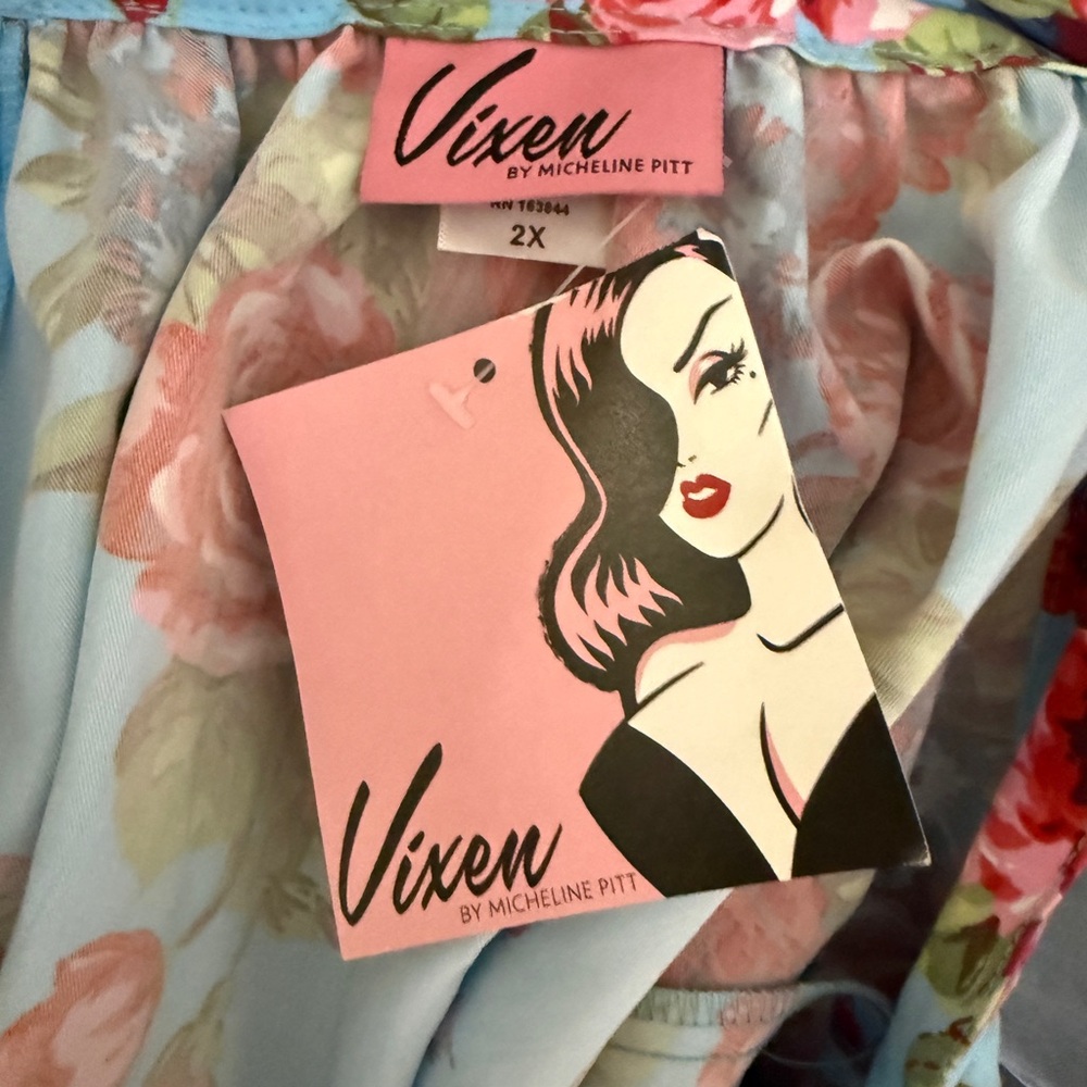 Vixen by Micheline Pitt Floral A-Line Skirt in Blue and Red - Picture 3 of 5